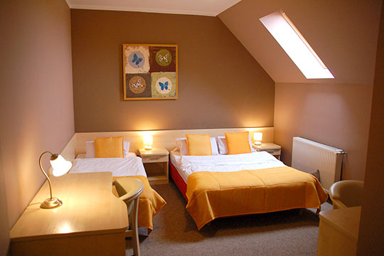 3 osobowy pokój standard - Hotel Chata Skrzata Bydgoszcz